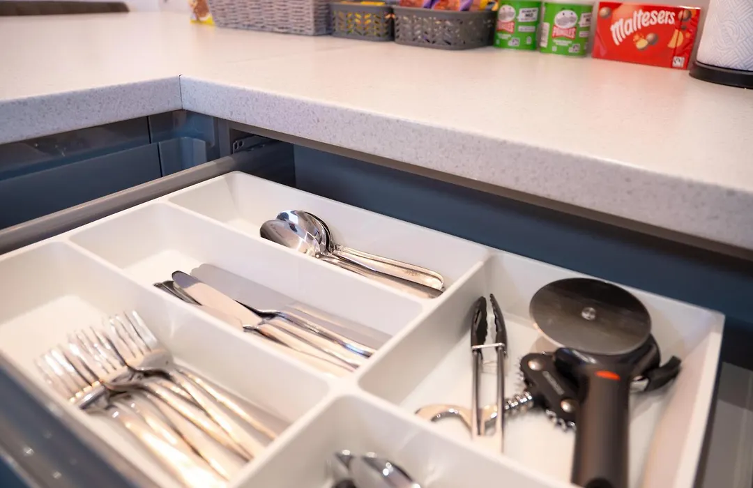 The Manchester Haven Sleeps 10 Near City Centre Breakfast Hamper Included-1